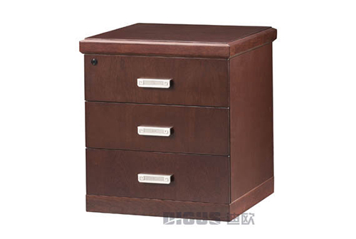 油漆產(chǎn)品及配套沙發(fā)單品圖