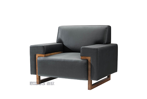 油漆產(chǎn)品及配套沙發(fā)單品圖